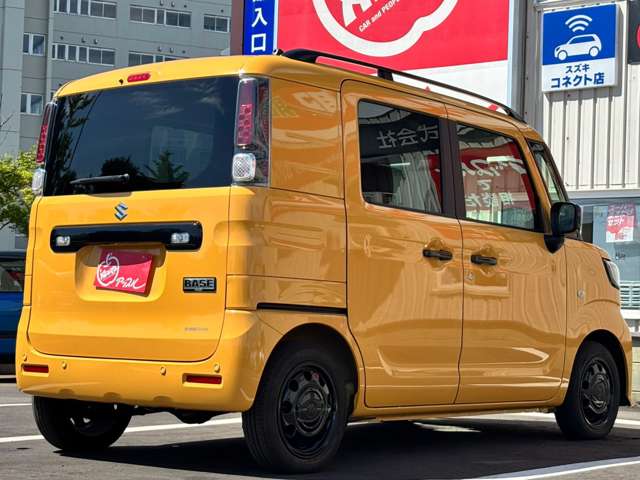 Suzuki Spacia Base 8