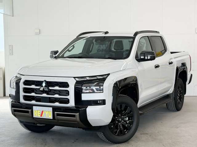 Mitsubishi Triton 3