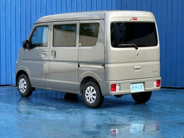 Suzuki Every 3