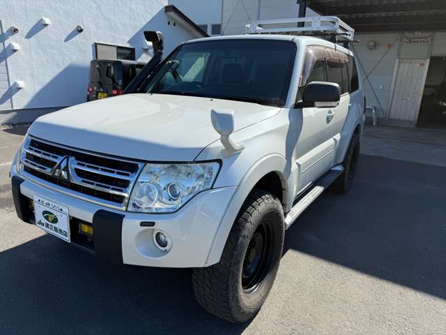 Mitsubishi Pajero 5
