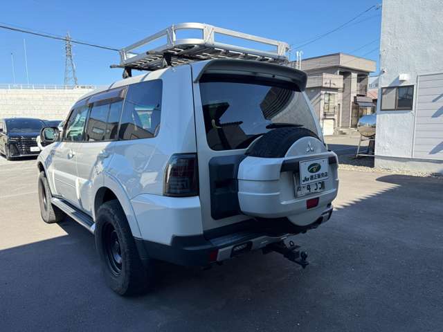 Mitsubishi Pajero 7