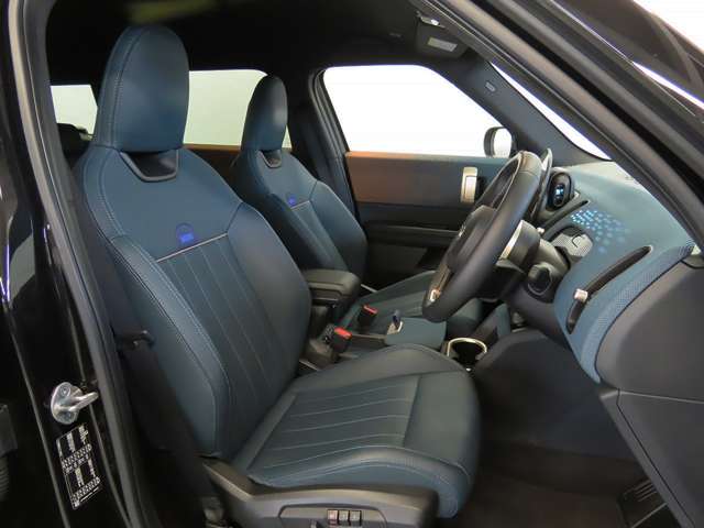 MINI Countryman 5