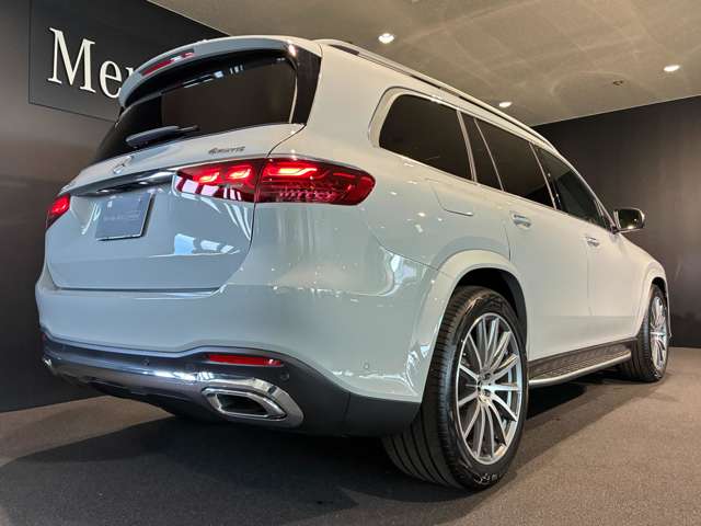 Mercedes-Benz GLS 10