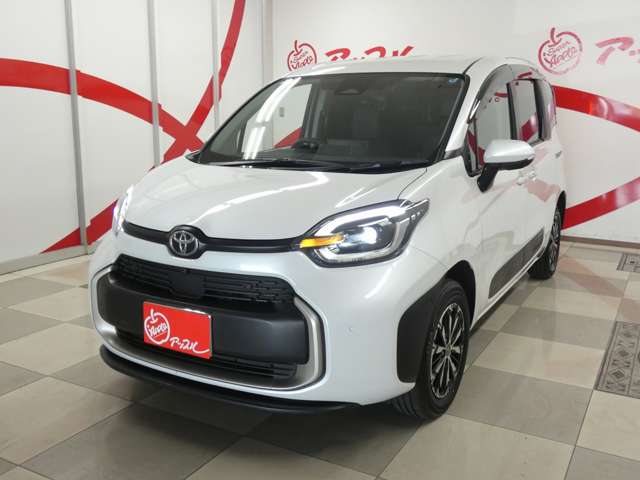 Toyota Sienta 5