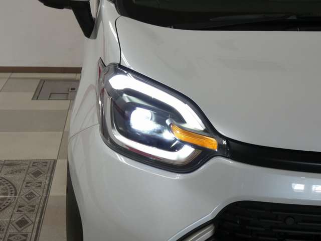 Toyota Sienta 7
