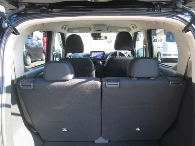 Mitsubishi eK X 8