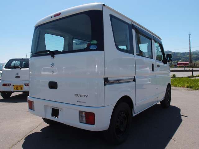 Suzuki Every 5