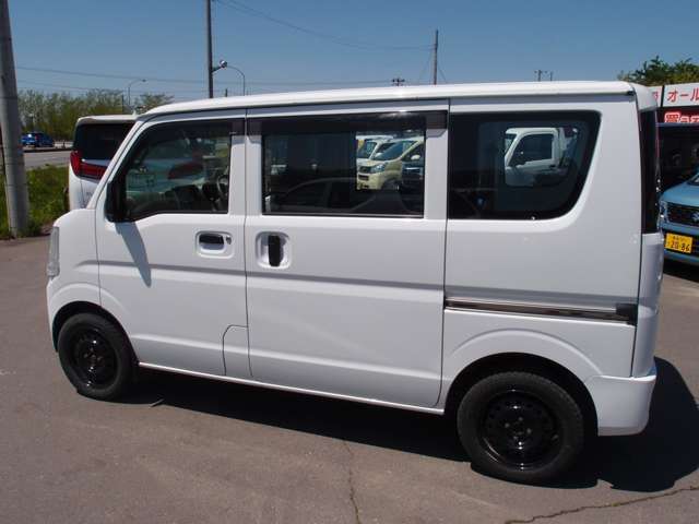 Suzuki Every 8