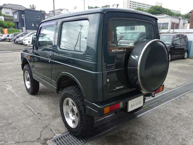 Suzuki Jimny 9