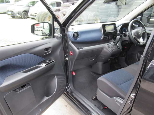 Mitsubishi eK X 11