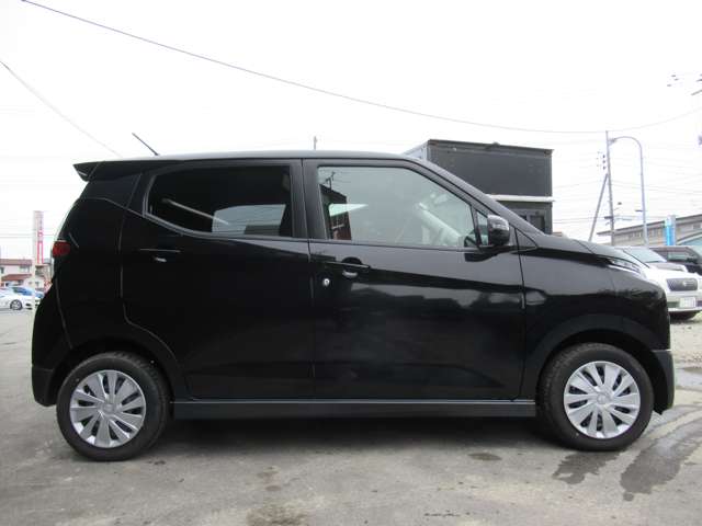 Mitsubishi eK X 4