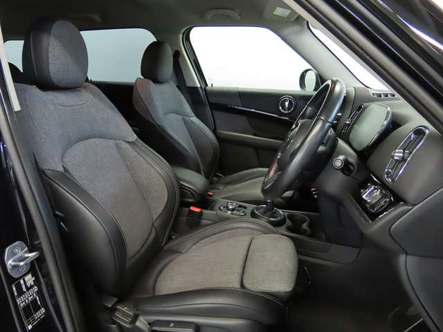 MINI Crossover 6