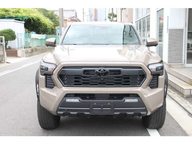 Toyota Tacoma 3