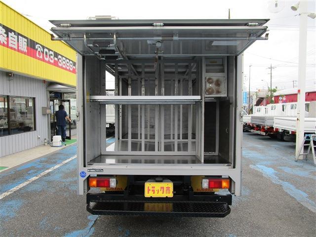 Hino Dutro 5