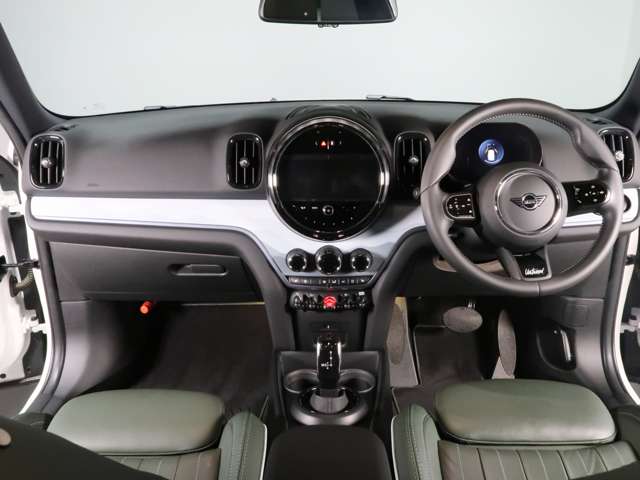 MINI Crossover 10