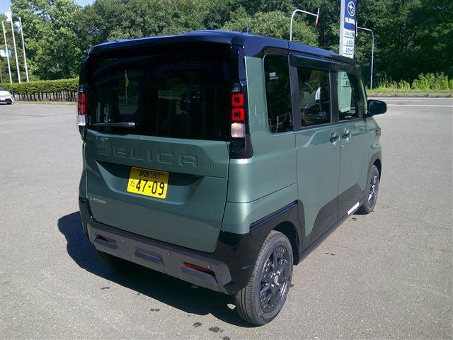 Mitsubishi Delica Mini 6