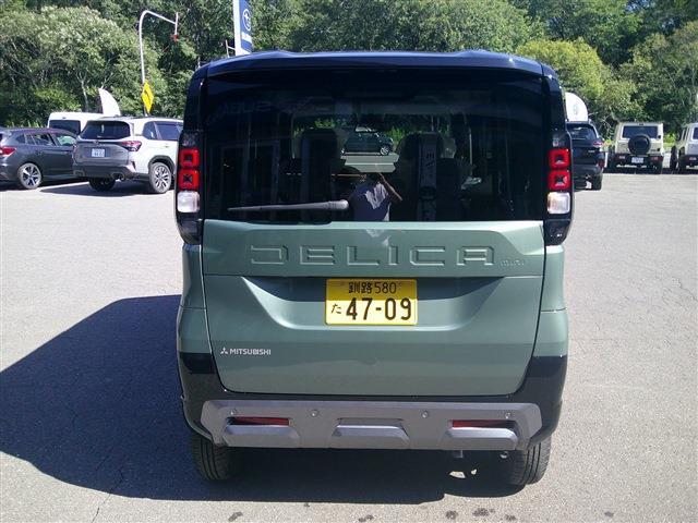 Mitsubishi Delica Mini 7