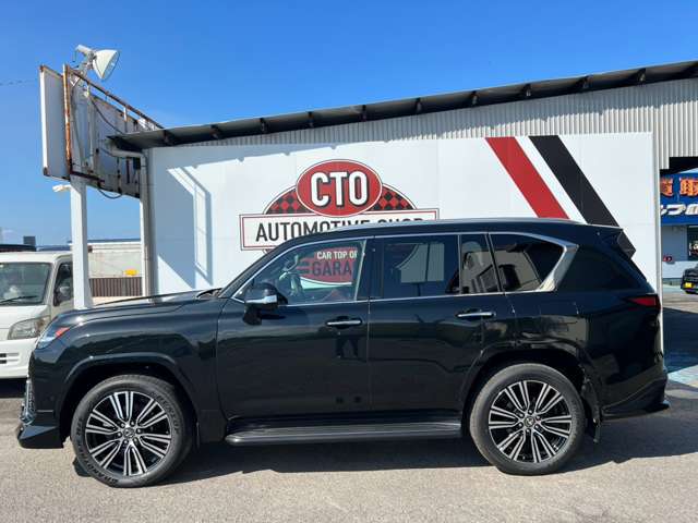 Lexus LX 3
