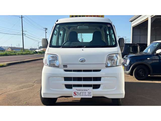 Daihatsu Hijet Cargo 2