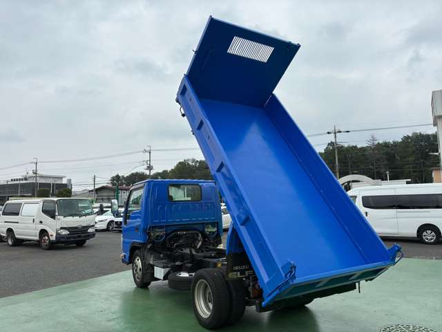 Isuzu Elf 5