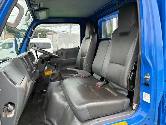 Isuzu Elf 10