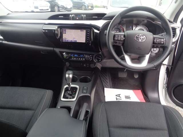 Toyota Hilux 12