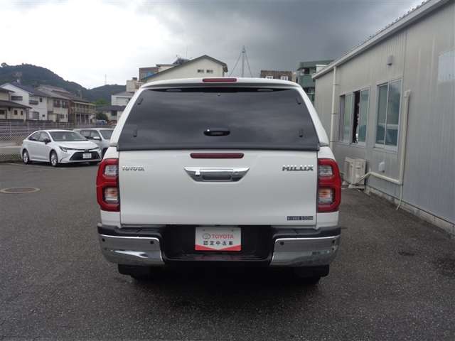 Toyota Hilux 6