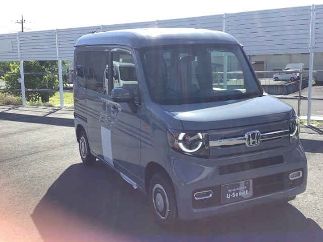Honda N-VAN 8