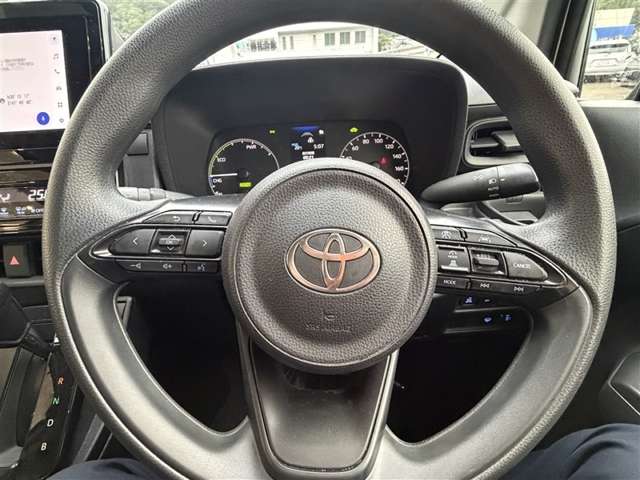 Toyota Sienta 12