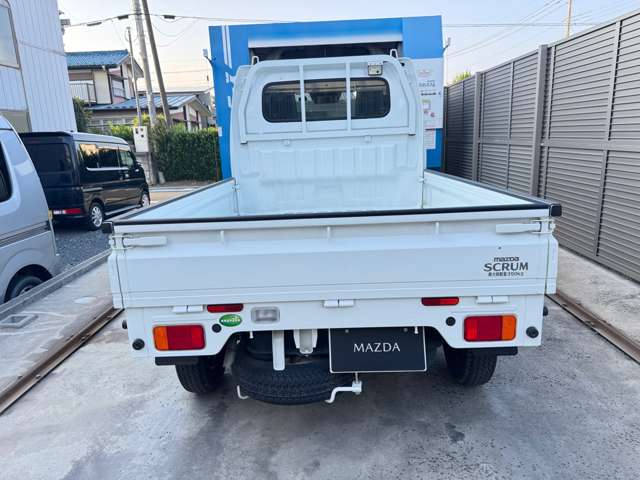 Mazda Scrum Truck 5