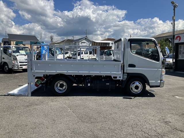 Mitsubishi Fuso Canter 12