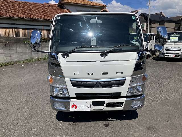 Mitsubishi Fuso Canter 2