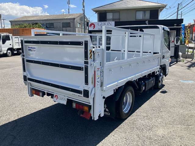 Mitsubishi Fuso Canter 8
