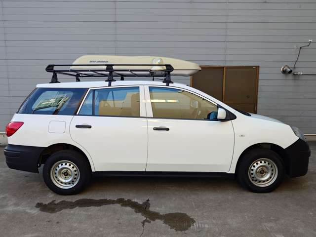 Nissan AD 8