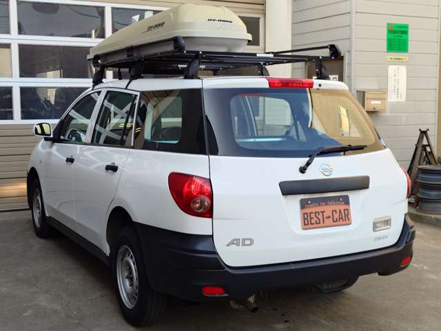 Nissan AD 10
