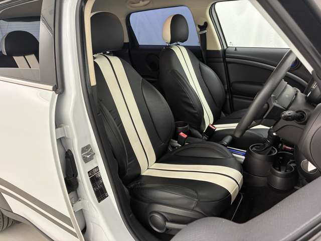 MINI Crossover 8
