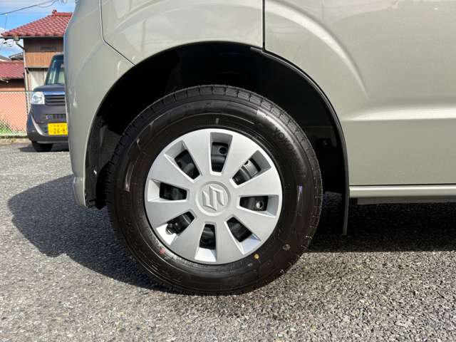 Suzuki Every 12