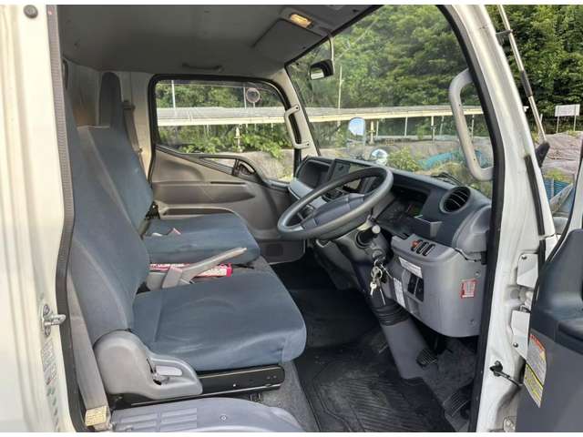 Mitsubishi Fuso Canter 2