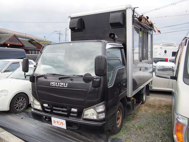 Isuzu Elf 11