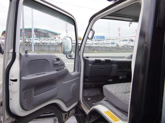 Isuzu Elf 5
