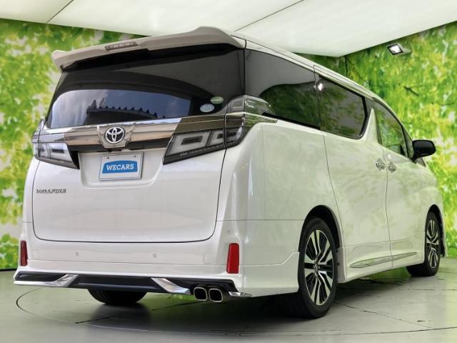 Toyota Vellfire 6