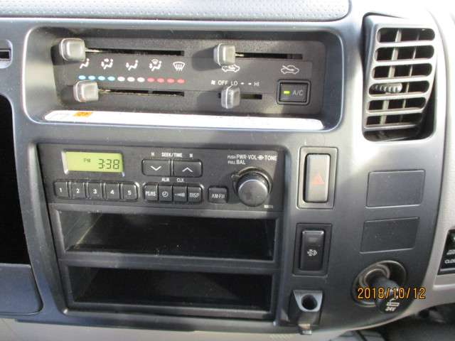 Hino Dutro 11