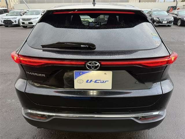 Toyota Harrier 4