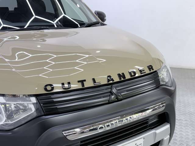 Mitsubishi Outlander PHEV 11