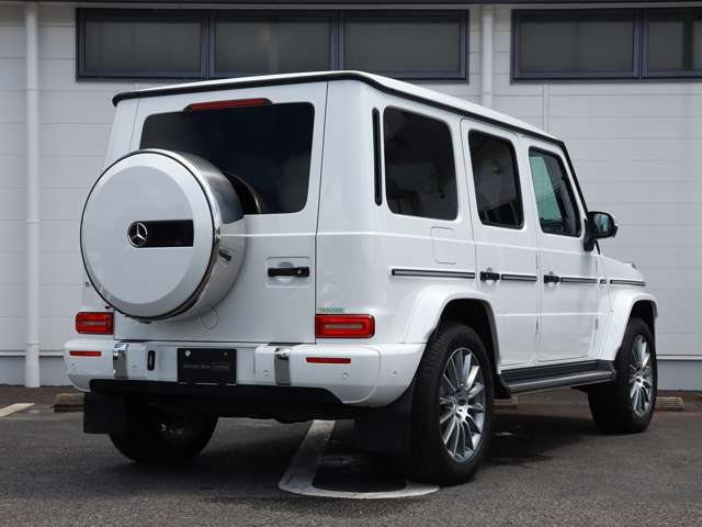 Mercedes-Benz G-Class 8