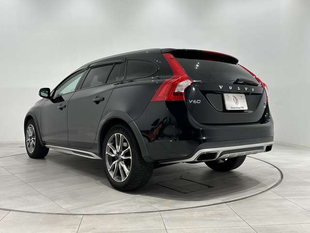 Volvo V60 Cross Country 12