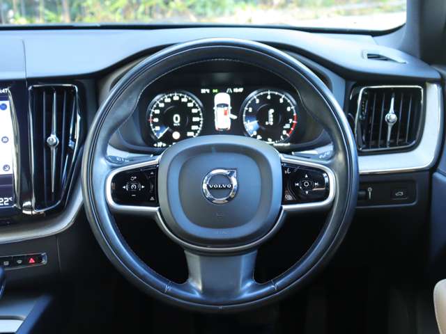 Volvo XC60 12