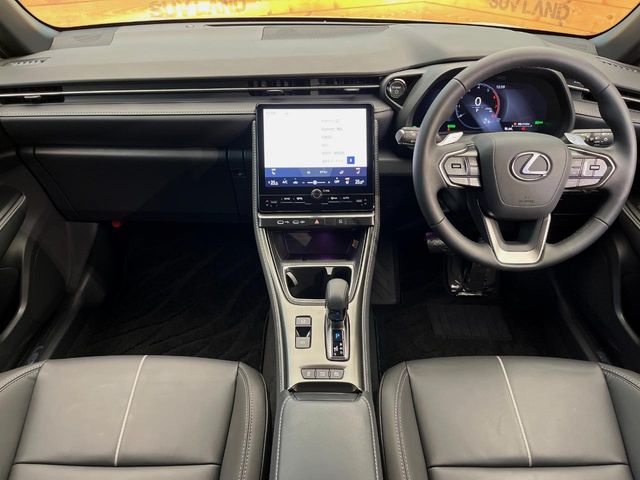 Lexus LBX 2