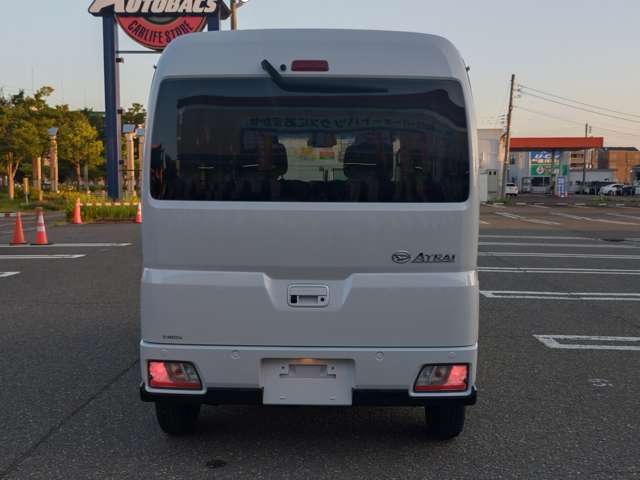 Daihatsu Atrai 6