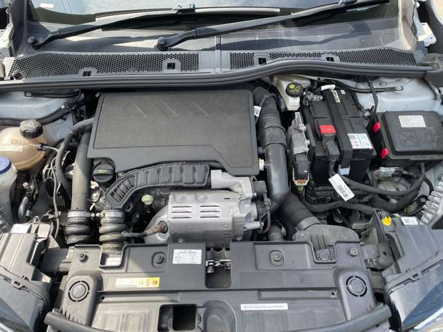 DS Automobiles DS 3 Crossback 12